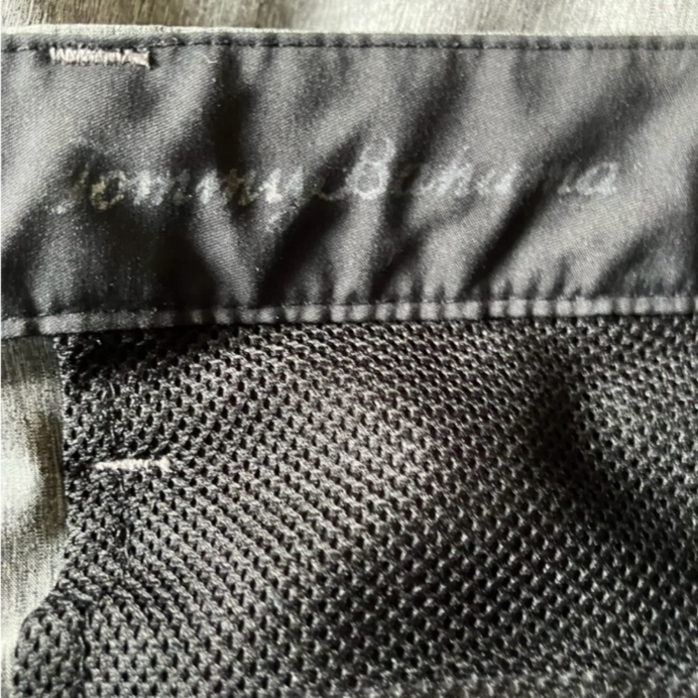 Tommy Bahama Island Active Performance Cargo Shorts - Picture 11 of 14